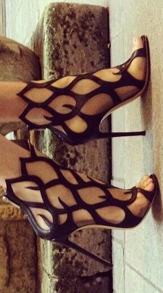 Fab Shoes, Pretty Shoes, Dream Shoes, Shoe Obsession, Louboutin Shoes