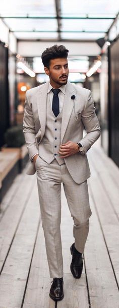 Casual Wedding Outfit, Linen Suits For Men, Spring Wedding Outfit, Summer Wedding Suits, Mens Wedding Attire, Casual Chic Summer, Wedding Outfit Men, Wedding Suits Groom, Dress Suits For Men