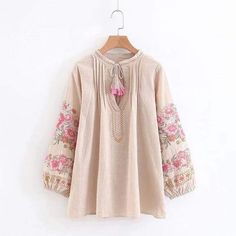 Product Details: Linen/Cotton Three quarter sleeve Tassel feature Floral pattern V-neck Lantern sleeve Tassel Shirt, Knit Dress Pattern, Beach Floral, Shirt Dress Pattern, Bohemian Blouses, Boho Shirts, Shirt Embroidery, Loose Outfit, Loose Blouse