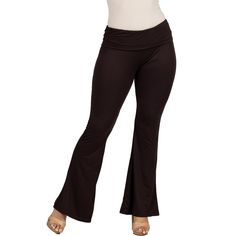 These soon to be your new favorite fitness pants create a flattering silhouette with a wide foldover waistband, snug fit through the hips and thighs, and bell bottom flare toward the hem. Made from a comfortable stretch material these black flared yoga pants take you from workout to relaxing with ease. Black Bell Bottom, Fitness Pants, Wide Leg Sweatpants, Black Flare, High Waisted Flares, Womens Maternity, Stretch Leggings, Flare Leggings, Hem Style