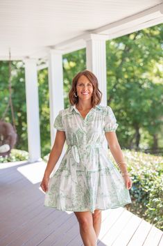 vintage tea party willow print dress Classic Style Dresses, Dressy Summer Dresses, Printed Short Dresses, Vintage Couture, Beautiful Sea, Dresses Vintage, Clothing Logo, Dressy Tops, Midi Maxi Dress