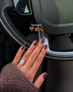 Fall nail inspo: save this for your next nail appointment 🍂💅🏽 #nails #fall #nailinspo #nailsofinstagram #nail Aesthetic Nails For Winter, Dip Nails Short Fall, Very Short Fall Nails, Short Round Winter Nails, Short Nail Inspo Fall 2024, Squoval Nails Fall Colors, Fall Nail 2024, Fall Engagement Nails Ideas, Thanksgiving Nail Colors Fall