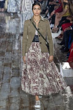 Dior Spring/Summer 2019 Resort Collection Rok Outfit, Mode Hippie, Maxi Rok, A Skirt, Boho Outfits