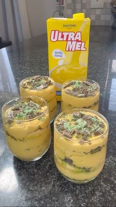 Deserts Recipes Christmas Easy, Custard Desserts Easy, Ultramel Custard, Custard Desert, Easy Pudding Desserts, Easy Desert Ideas, Christmas Dessert Ideas Easy, Mint Custard, Custard Dessert Recipes