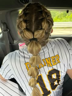 Cute Field Hockey Hairstyles, Field Hockey Hairstyles, Hockey Hairstyles, Softball Hair Styles, Malfoy Hair, Camp Hairstyles, Hairstyles For College, Running Hair