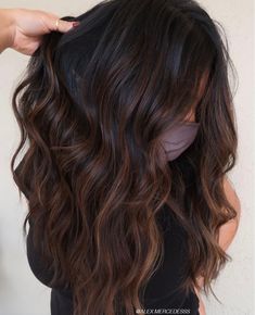 2022 Hair Color, Golden Brown Hair Color, Black Hair Balayage, Spring Hair Color, Hair Color Light Brown, Hair Color Shades