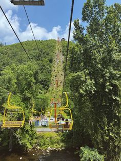 Sky Lift Sky Lift, Gatlinburg Tennessee Summer, Downtown Gatlinburg Tennessee, Tennessee Gatlinburg, Pigeon Forge Tennessee Aesthetic, Gatlinburg Tennessee Winter