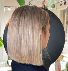 Bronde Bob Hair, Ombré Bob, Bob Blond, Highlights Short Hair, Beach Blonde Hair, Windows To The Soul, Blonde Hair Transformations, Blonde Bob Hairstyles, Lashes Mascara