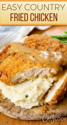 country fried chicken with gravy over mashed potatoes Fried Chicken Breast Recipe, Chicken Fried Steak Recipe, Fried Steak Recipes, Fried Chicken Breast, Homemade Gravy