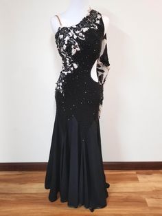 Black Dahlia Ballroom Standard Dress, Ballroom Dance Dress, Ballroom Dresses, Black Dahlia, Full Body Suit, Ballroom Dance Dresses, Ivory Flowers, Runway Dresses, Ballroom Dress