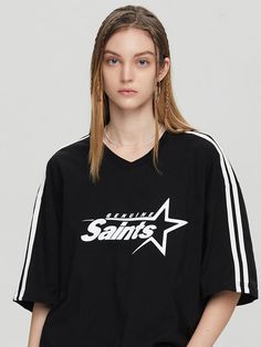 This sporty T-shirt is detailed with 90's style graphic print and stripe tapes. It is cut from 20's single cotton jersey that makes you feel comfortable.- Ribbed V-neck- Graphic print at front - Double stripe tapes at sleeves- Point logo label at hem- Loose fit- Unisex wear- Tentar and tumble finish to minimize distortion after wash Cheap Adidas Tops With Logo Print, College V-neck Graphic Print T-shirt, Sporty Striped V-neck Top, Sporty Signature Stripes Tops For College, Streetwear Short Sleeve T-shirt With Signature Stripes, Streetwear V-neck Top With Logo Print, V-neck Logo Print Top For Streetwear, Black Striped T-shirt For Streetwear, Sporty Striped T-shirt For Streetwear