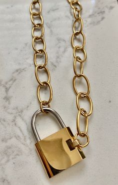 Padlock Collar Necklace w/Link Chain. Metal Chain Link Necklace With Lock, Gold Chain Link Necklace With Lock, Padlock Necklace, Service Women, Tiffany Heart, Heart Charm Bracelet, Ladies Boutique, Collar Necklace, Link Chain