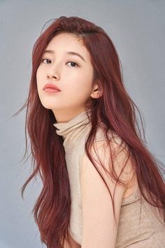 Brownish Red Hair, Hair Color Asian, Korean Hair Color, Hair Color Options, Madame Tussauds, Burgundy Hair, Bae Suzy