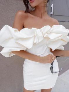 Contact+us:+lisamony@outlook.com Please+left+message+what+color+you+need+when+you+order+it.Besides+the+picture+color,+you+can+also+choose+any+color+you+want. Sexy+Off+Shoulder+Ruffled+Evening+Dress Processing+time:+12-21+business+days Shipping+Time:+3-5+business+days "Fabric:Stain Hem... Cute Simple Dresses, Autumn Skirt, Party Dress Classy, Laundry Guide, Cute Casual Dresses, Gaun Fashion, Chique Outfits, Dress Item, Dress Occasion