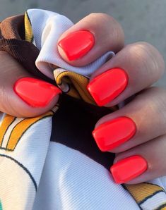 Pretty Nail Colors, Coral Nails, Summery Nails, Cute Gel Nails, Hair Skin Nails, Fabulous Nails, Coral Red, Fire Nails, Nail Manicure