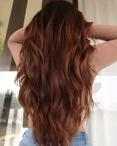 35 Reddish Brown Hair Colors You’ll Fall In Love With Redish Brown Hair, Warm Brown Hair Color, Warm Brown Hair, Red Brown Hair