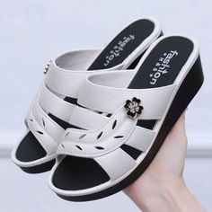 Shipping: Worldwide Express Shipping AvailableDelivery time: 7-15Days Fast ShippingReturns: Fast refund, 100% Money Back Guarantee.SPECIFICATIONSBrand Name: FEILUOMANShoes Type: Modern SlippersApplicable Place: outsideUpper Material: PVCHeel Height: High (5cm-8cm)Origin: Mainland ChinaCN: GuangdongSeason: SummerHeel Type: WedgesItem Type: slippersFashion Element: Metal decorationDepartment Name: ADULTOutsole Material: PVCWith Platforms: YesPlatform Height: 0-3cmStyle: NoveltyInsole Material: PVC White Toe Post Comfortable Sandals, White Closed Toe Platform Slippers For Summer, White Flat Platform Slippers For Summer, White Platform Slippers For Summer, White Synthetic Wedge Heel Platform Slippers, White Casual Platform Slippers With Flat Heel, White Slip-on Synthetic Wedge Sandals, Comfortable White Wedge Sandals, Comfortable White Platform Wedge Sandals