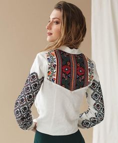 Ukrainian Embroidered Linen Blouse Vyshyvanka Blouse. White | Etsy Boho Wedding Headband, Black Embroidered Blouse, White Linen Blouse, Ukrainian Dress, Plain Outfits, Womens Blouses, Natural Linen Fabric, Folk Dresses, Embroidered Linen