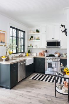 the kitchen is clean and ready to be used as an appliance for cooking