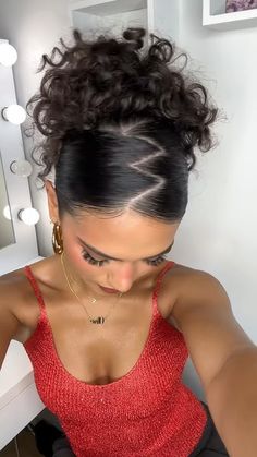 Hair Styles In A Bun, Curly Hair Styles Ponytail, Zigzag Bun Hairstyle, Prom Hair Styles Up, Curly Pony Tailed Hairstyle, Zig Zag Bun Tutorial, Zig Zag Curly Hairstyle, Gel Bun Hairstyles, Zig Zag Slick Back Bun