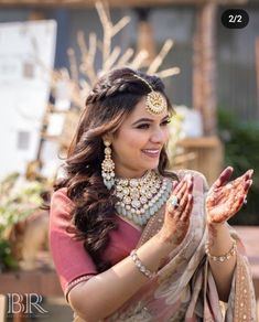 Enchanting Hairstyles, South Indian Wedding Hairstyles, Reception Hairstyles, Lehenga Hairstyles, Layer Hair, Hair Style Vedio, Bridal Hairdo