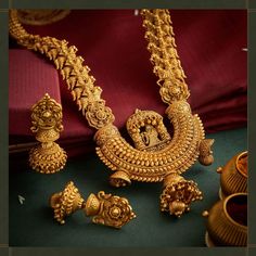 Bridal Haar Vaman Hari Pethe Gold Jewellery, Rani Haar Gold Indian Bridal, Gold Haar Design, Gold Bridal Jewellery, Jewellery Images, Bridal Jewellery Set, Wedding Jewelry Sets Bridal Jewellery, Jewelry Product Shots, Antique Necklaces Design