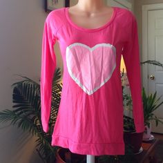 ⚡️BOGO⚡️NWT Hot Pink Long sleeves w/ Big Heart !BOGO! NWT Hot Pink Long sleeves w/ Big Heart. EUC. All $7 items are buy one get one free. No limit! 💕discount will not automatically apply. Just add the items you like in a bundle then comment that you are ready to check out.  I'll create a special bundle for you with the 50% discount!❣ Rue21 Tops Tees - Long Sleeve Trendy Heart Graphic Tops For Loungewear, Trendy Loungewear Tops With Heart Graphic, Casual Heart Graphic Top For Loungewear, Trendy Heart Print Tops For Loungewear, Pink Heart Print Stretch Top, Cute Tops With Heart Print For Loungewear, Cute Heart Print Tops For Loungewear, Buy One Get One Free, Rue 21