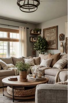 15 Beautiful Fashionable Farmhouse Residing Rooms- #Farmhouse #living #Modern #rooms #Stunning Check more at https://howcandothis.com/homedecoration/15-beautiful-fashionable-farmhouse-residing-rooms/ Farmhouse Living Room With Plants, Linen Living Room Ideas, Large Cozy Living Room Ideas, Cottagecore Aesthetic Living Room Cozy, Living Room Inspiration Sectional, Grey Cream Rust Living Room, Elevated Farmhouse Decor, How To Warm Up A White Living Room, Smoky Blue Living Room