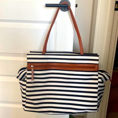 Cute Striped Tote Bag With Tons Of Storage Room! Can Be Used As The Perfect Weekender Bag. New Without Tags. Striped Tote Bag, Crocodile Purse, Burlap Tote Bags, Studded Handbag, Burlap Tote, Reversible Tote Bag, Embroidered Handbag, Tote Organization, Laptop Tote