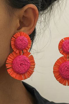 Resort style handwoven floral earrings are perfect for adding a pop of color to any outfit, perfect for everyday wear throughout the day, surprise your friends and family with these unique earrings. Puppy Supplies, Christmas Trends, Pop Of Color, Resort Style, Floral Earrings, Party Night, Unique Earrings, Friends And Family, Bags Women