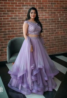 Pastel Gowns Indian, Lehanga Sets For Women, Lehenga Designs For Reception Indian, Long Frocks For Reception Indian, Crop Top Lehenga For Reception, Reception Skirt And Top, Plus Size Lehenga Designs, Plus Size Gowns Indian, Plus Size Lehenga Indian