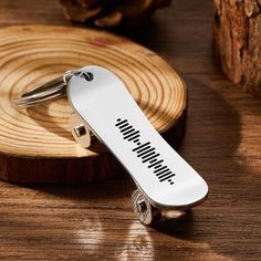 265579532264669187 Gifts For Skater Boyfriend, Skateboard Keychain, Spotify Keychain, Bright Mirror, Skater Gifts, Skateboarder Gifts, Unique Keychain, Custom Skateboards, Special Text