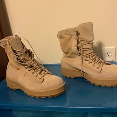 Like New Belleville Military Work Boot Size 11.5 Steel Toe Boot Belleville Boots, Military Boots, Work Boot, Work Boots, Combat Boots, Men's Shoes, Shoe Boots, Like New, Man Shop