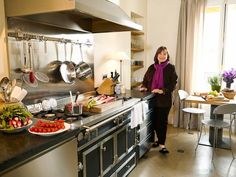 All in the Detail: a look at the Barefoot Contessa property - Paris Island With Stove, Kitchen Island With Stove, Parisian Kitchen, Paris Kitchen, Chicken Home, Specialty Food Store