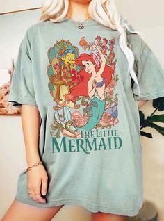 Vintage Disney The Little Mermaid Princess Ariel Shirt Disney Princess Modern Clothes, Ariel Disney Shirt, Aesthetic Disney Shirts, Disney Princess Clothes, Graphic T-shirts, Vintage Disney Shirts, Disneybound Outfits Summer, Aesthetic Disney Outfits, Ariel Shirt