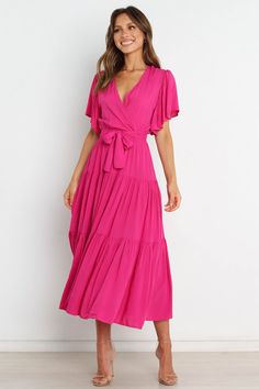 Barker Dress - Pink - Petal & Pup USA Office Dresses For Women, Short Sleeve Maxi Dresses, Dress Chiffon, Maxi Robes, Chiffon Material, Large Dress, Bohemian Dress, Maxi Dress With Sleeves, Wedding Attire