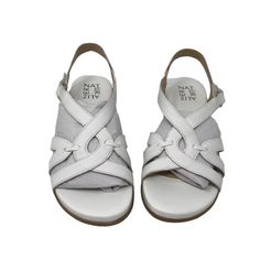 Naturalizer Women's Neo Sandal (Size 6m) Color: White Leather Synthetic Heel Height: 1 12 New W/ Box Features: Sandal Size: Womens 6m Condition: New With Box New W/ Box White Sandals With Cushioned Footbed, Medium Width, White Cushioned Sandals Medium Width, White Open Toe Sandals With Arch Support, White Sandals With Arch Support For Spring, White Casual Wedge Sandals With Arch Support, White Medium Width Cushioned Sandals, Casual White Sandals With Arch Support, Comfortable White Wedge Sandals With Arch Support, Comfortable White Sandals For Beach