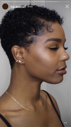 Natural Fades For Black Women, Haircuts For Fine Hair Black Women, 4c Pixie Haircut, Short 4b Hair, Low Cut Hair Black Women, Hair Short Cuts, Natural Hair Pixie Cut, Natural Hair Short