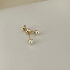 New! Made With 10 Layers Of Solid 18k & 24k Gold Won’t Tarnish Hypoallergenic, Nickel Free Aretes De Nia Aretes De Perla 14k Gold White Hypoallergenic Earrings, White Screw Back Earrings For Gift, Nickel-free 14k Gold White Earrings, Nickel-free White 14k Gold Earrings, White 14k Gold Nickel-free Earrings, Halloween Necklace Craft, Frozen Jewelry, Jelly Bracelets, Heart Cross Necklace