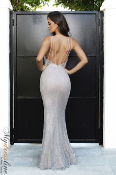 Indulge in pure elegance with the Portia & Scarlett PS21105 evening dress. This mesmerizing masterpiece exudes sensuality and sophistication, featuring a v-neckline, low back, and daring thigh-high slit. Crafted from luxurious mesh fabric and adorned with dazzling stones, this dress is a true show-stopper. Embrace your inner belle of the ball and shine bright like a diamond in the PS21105. Junior Formal Dresses, Portia And Scarlett, Emerald Bridesmaid Dresses, Fitted Prom Dresses, Scarlett Dresses, Plus Size Cocktail Dresses, Formal Dresses Short, Romantic Evening, Short Bridesmaid Dresses