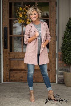 Gabardine Outfit, Cargo Jacket Outfit, Being Outside, Cargo Jacket, Jacket Outfit, Pink Jacket