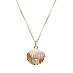 PRICES MAY VARY. 【Material】: Our delicate seashell pendant is made of high quality copper and plastic. The chain is gold plated stainless steel. Lead free, nickel free and hypoallergenic for your sensitive ears. 【Specs】: The clam shell pendant is about 0.6'' × 0.43''. Chain is about 17’’+2’’ long. The chain is sturdy with lobster claw clasp. Approx 0.24 ounce for each necklace. Lightweight and solid, won’t make your neck green. 【Seashell Jewelry!】The design of the small pendant is the pearl in t Shell Pendant Necklace, Green Seashell, Pink Seashell, Xoxo Jewelry, Grunge Jewelry, Preppy Jewelry, Seashell Pendants, Girls Beach, Vintage Jewelry Crafts