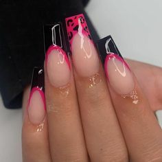 ˚୨୧⋆ @bella2angel Nail Ideas Simple, Y2k Cheetah Print, Cheetah Print Nails, Punk Nails, Black Nail Polish, Grunge Nails, Girly Acrylic Nails, Print Nails, Classy Acrylic Nails