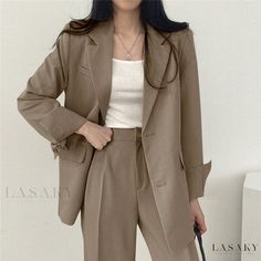 Lasaky - Loose-Fit White Blazer Style Outerwear Top Mini Suits, Plain Blazer, Khaki Suit, Khaki Coat, Blazer Casual, Straight Fit Pants, Winter Pants, Blazer Set, Princesa Diana