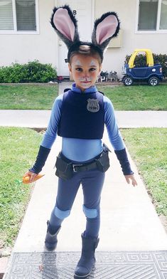 Meme Costume, Diy Kostüm, Holloween Costume, Judy Hopps, Diy Halloween Costume, Fantasias Halloween, Family Costumes, Family Halloween Costumes