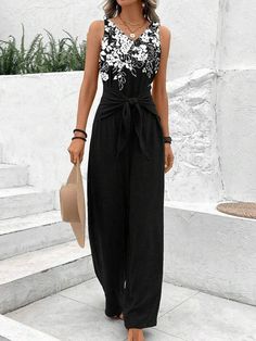 Buy Inexpensive Jumpsuits at Zolucky online store, SPU: 294XJU5E8133, Color: Black, Neckline:V neck, Silhouette:H-Line. Summer Jumpsuit Casual, Tank Jumpsuit, Long Tank, Fashion Catalogue, Mens Casual Dress, Casual Blouse, Casual Dresses For Women, Mens Clothing Styles, Jumpsuits For Women