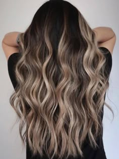 Dark Brown With Blonde Balayage, Darker Blonde Balayage, Dark Brown To Blonde Balayage, Balage Hair, Balayage Hair Ideas, Dyed Hair Ombre, Ombre Hairstyles, Balayage Long Hair