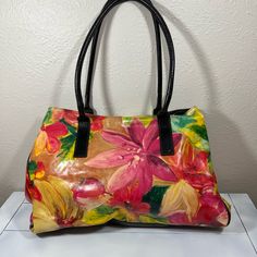 Maurizio Taiuti Beautiful Floral Leather Bag In Excellent Condition Made In Italy Elegant Hand Painted Rectangular Bag, Elegant Hand Painted Rectangular Bags, Designer Orange Bags As Gifts, Designer Orange Bags For Gifts, Rectangular Hand Painted Bag, Multicolor Leather Clutch Bag, Orange Clutch Shoulder Bag For Shopping, Green Orange, Bago