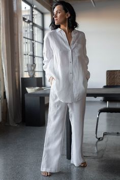 Luxury Oversized Shirt With Spread Collar, Luxury Cotton Dress Shirt With Collar, Affordable Classic Boyfriend Fit Shirt, Luxury Oversized Buttoned Shirt, Luxury Modern Shirt For Summer, Luxury Summer Dress Shirt With Spread Collar, Luxury Solid Cotton Dress Shirt, Luxury Solid Cotton Shirt, Luxury Cotton Blouse With Shirttail Hem