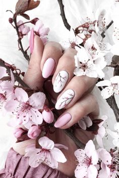 Cherry blossoms are another iconic bloom in Spring. These gorgeous pink gradient nails with cherry blossom accents capture the beauty of the Sakura tree so beautifully. Cherry Blossom Nails Design, Nail Art Fleur, Gel Manicure Designs, Cherry Nail Art, Pink Chrome Nails, Unghie Nail Art